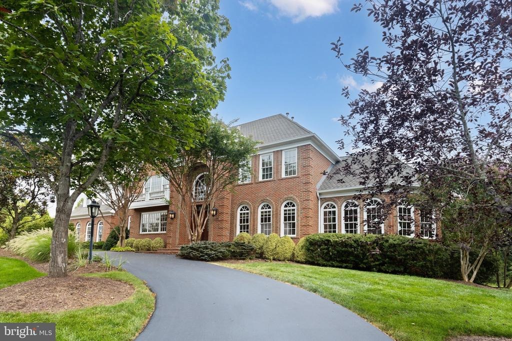 Chandley Farm Cir, Centreville, VA 20120 #1