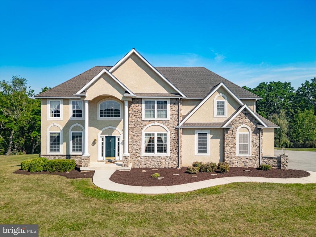 Whitetail Ct, Schnecksville, PA 18078
