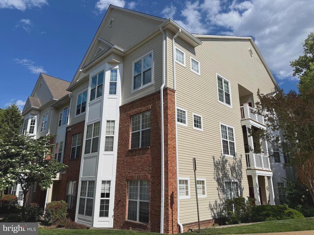 Tayack Pl, Alexandria, VA 22312