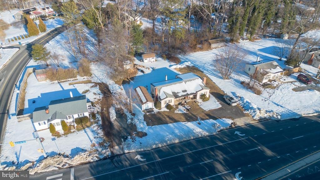 Ox Rd, Fairfax, VA 22033