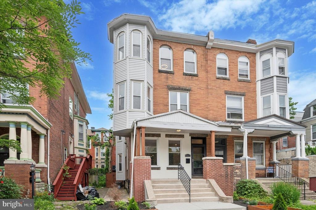 Warrington Ave, Philadelphia, PA 19143 #1