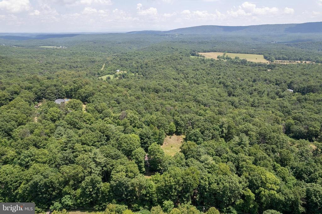 Brill Rd, Star Tannery, VA 22654