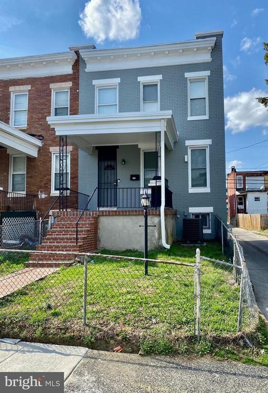 Linnard St, Baltimore, MD 21229 #1