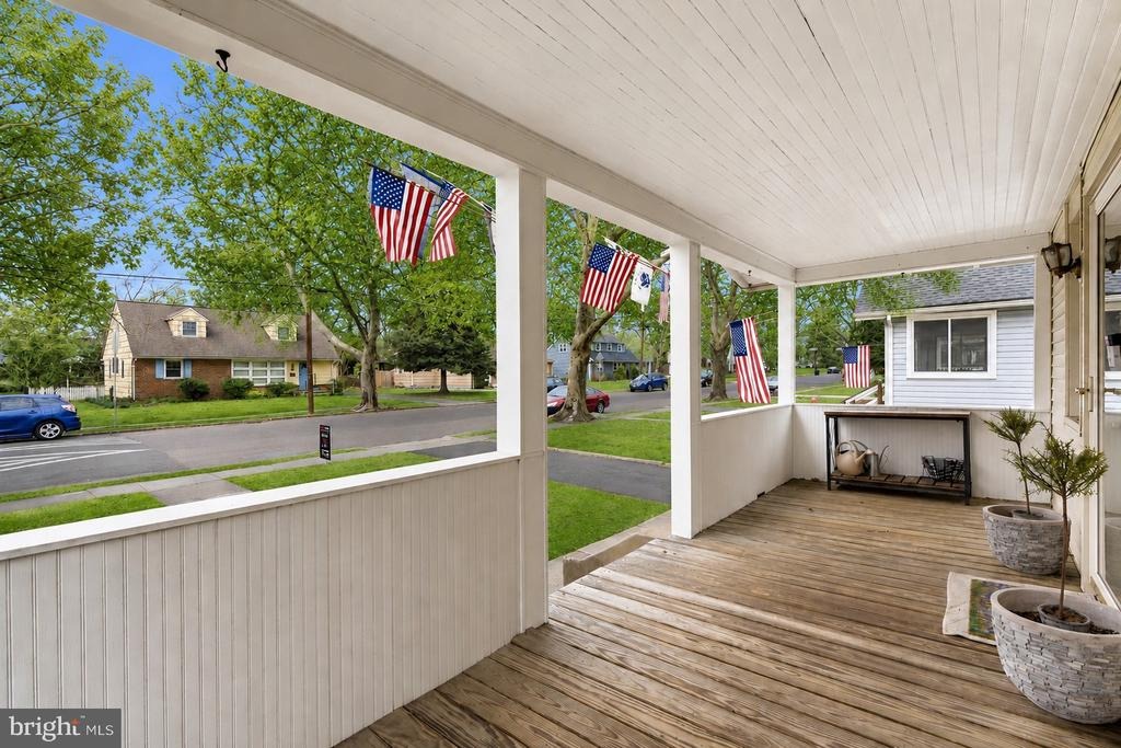 Washington Ave, Moorestown, NJ 08057