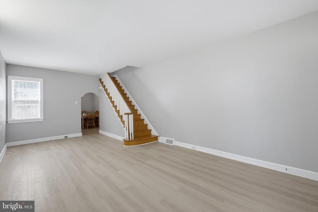 Hazzard St, Philadelphia, PA 19125 #1