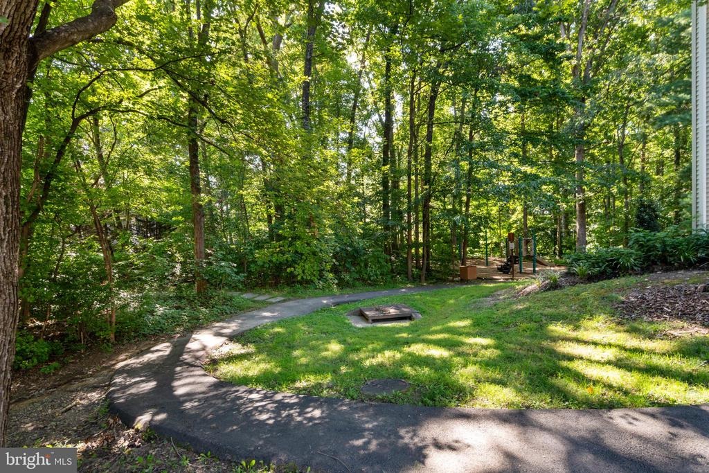 Mockingbird Pond Ter, Burke, VA 22015 #1