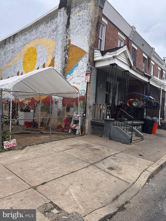 Madison St, Philadelphia, PA 19134 #1