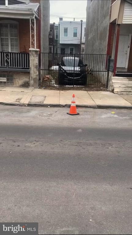 16th St, Philadelphia, PA 19140