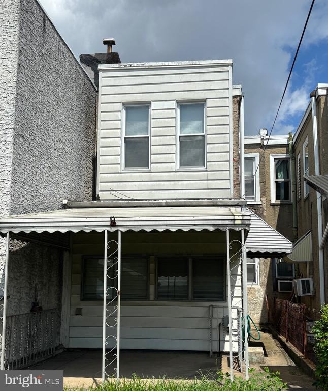 Thompson St, Philadelphia, PA 19134