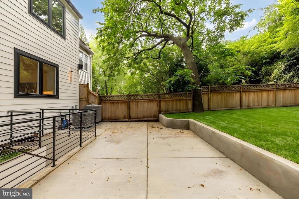 Brentwood Rd, Washington, DC 20018 #1