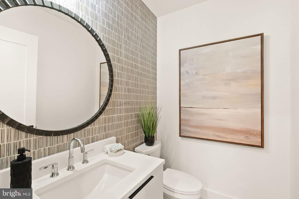 6th St, Arlington, VA 22201 #1