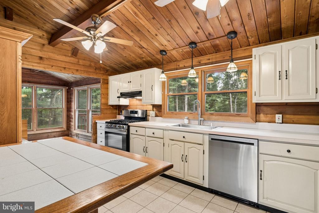 Clearfield Dr, Berkeley Springs, WV 25411 #1