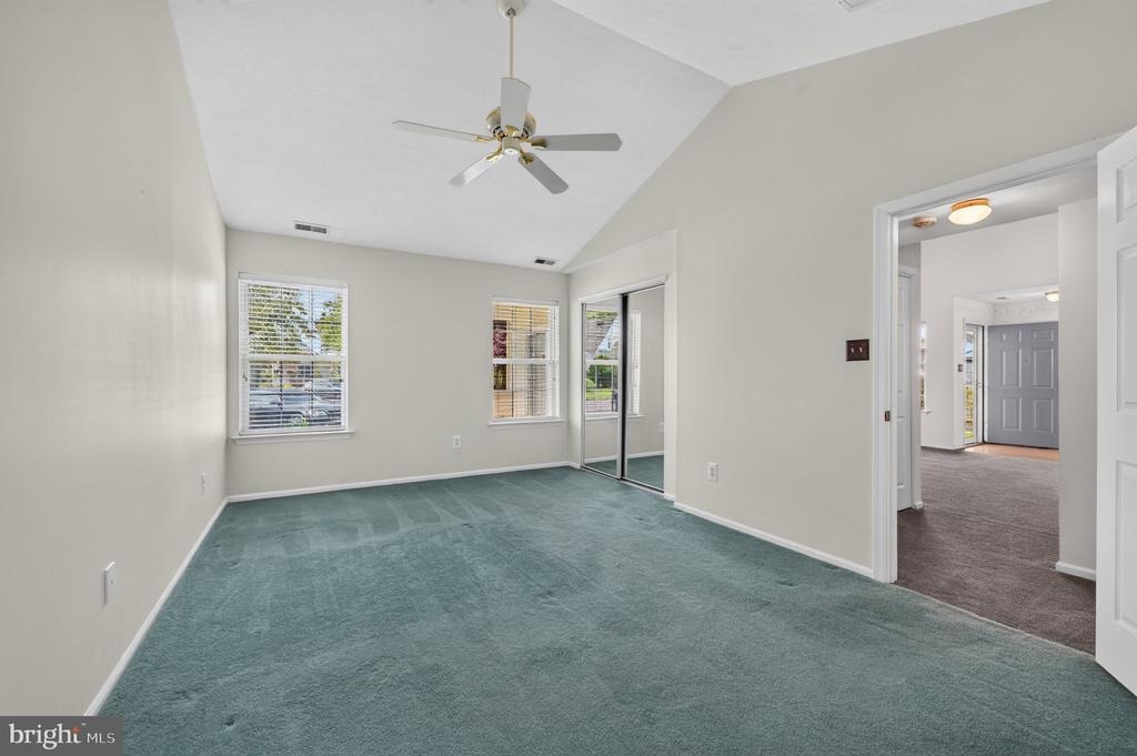 Sweetleaf Ter, Mount Laurel, NJ 08054