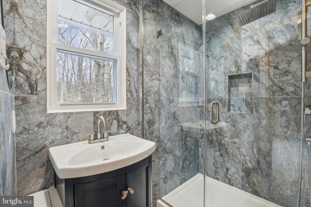 Chapman Rd, Lorton, VA 22079