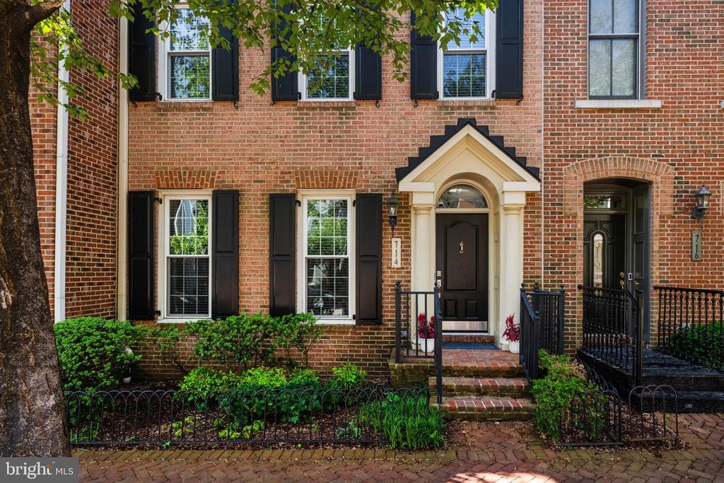 Day Ln, Alexandria, VA 22314 #1