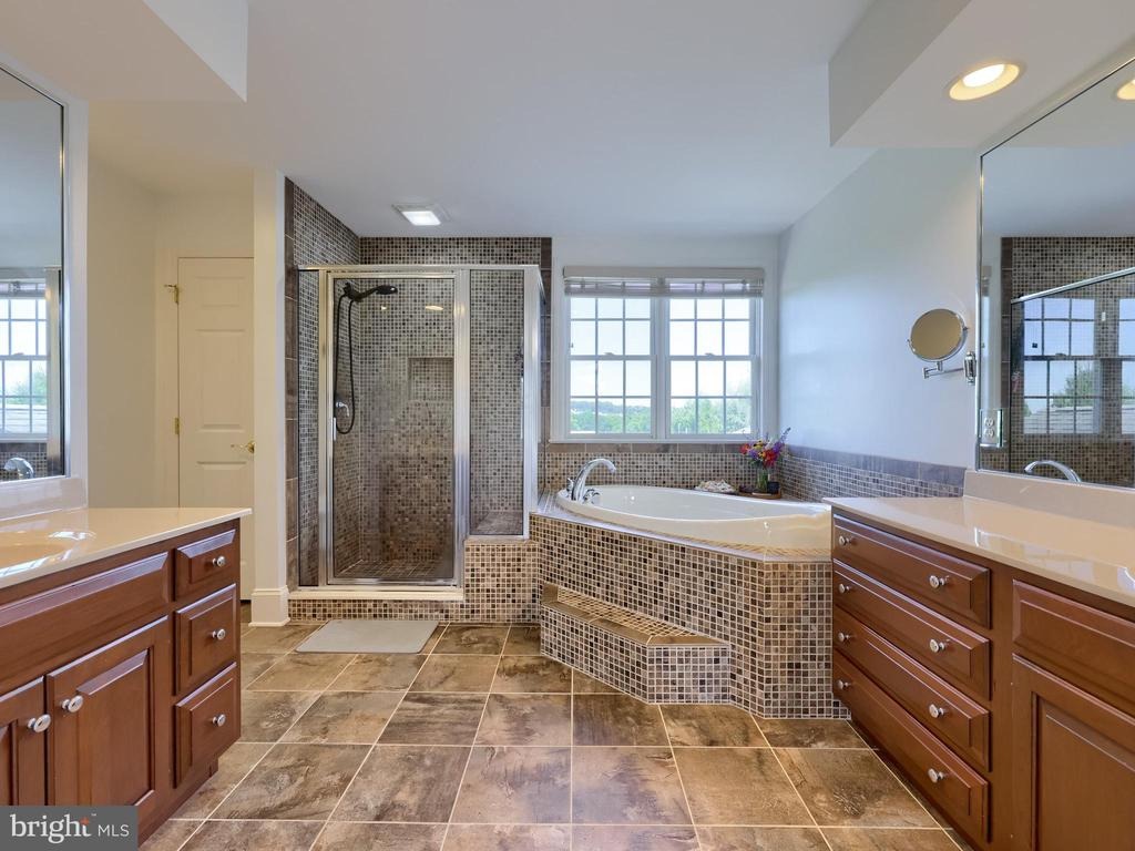 Chadwyck Ln, Lititz, PA 17543 #1