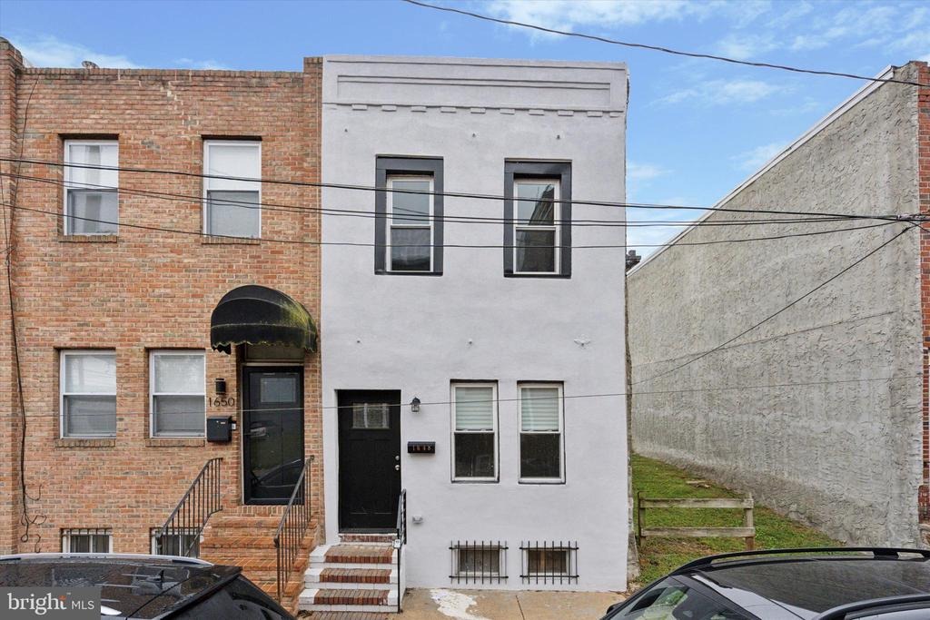 Bailey St, Philadelphia, PA 19145