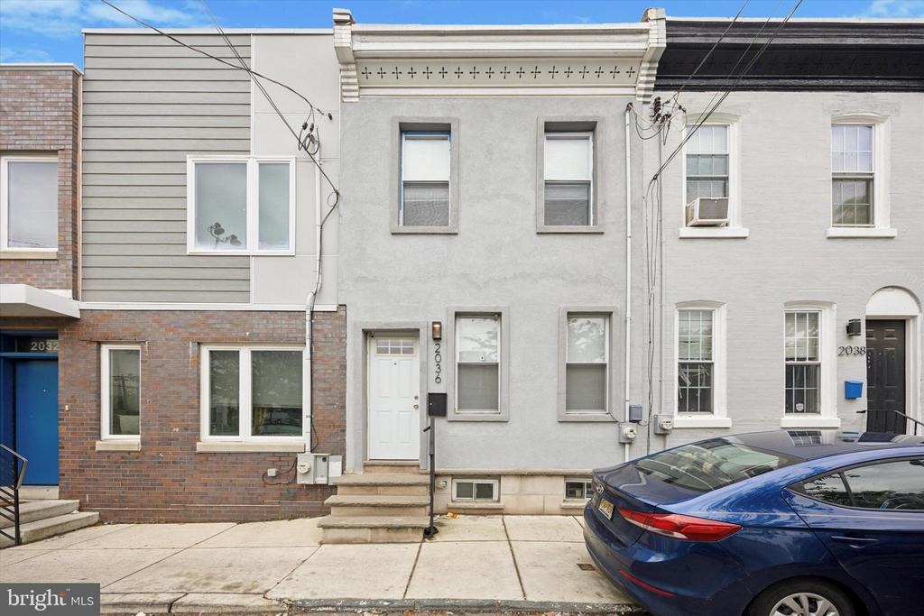 Darien St, Philadelphia, PA 19122