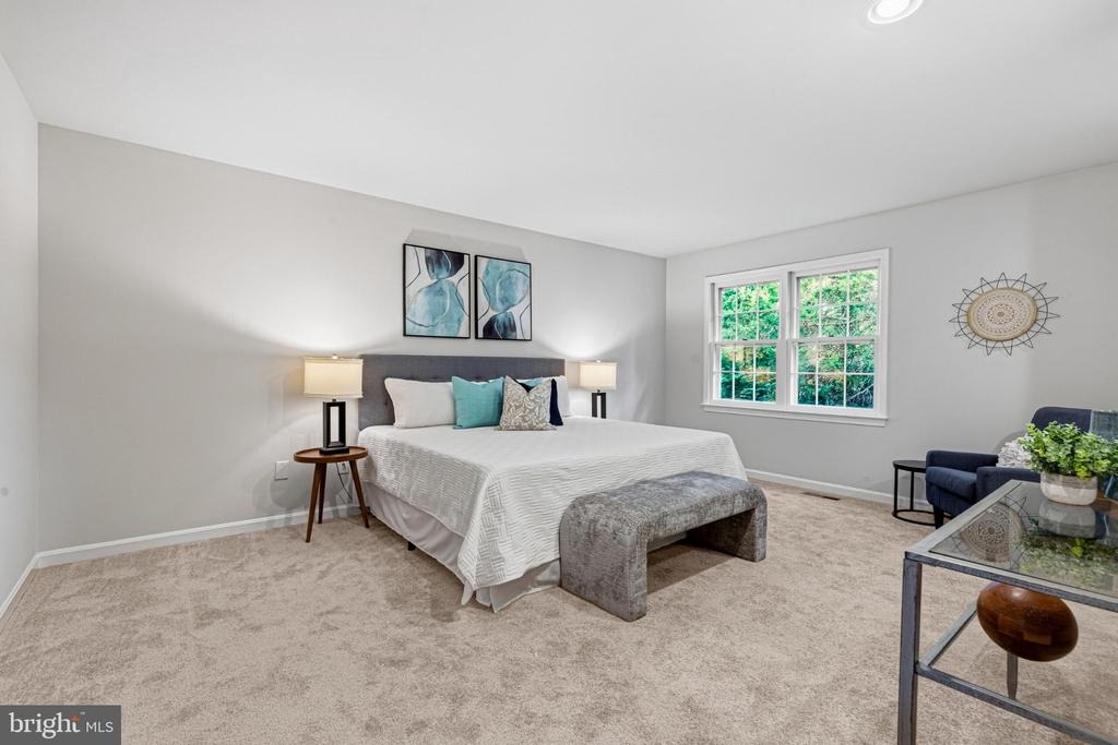 Bettstrail Way, Potomac, MD 20854