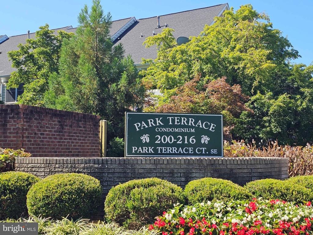 Park Terrace Ct, Vienna, VA 22180