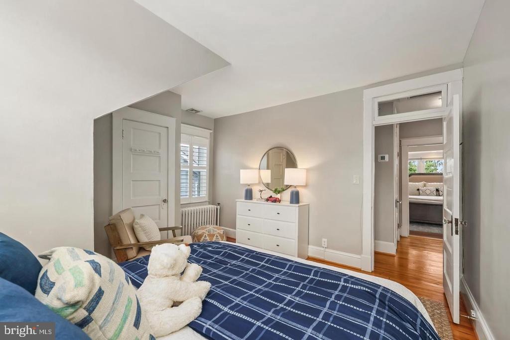 Johnston Pl, Alexandria, VA 22301 #1