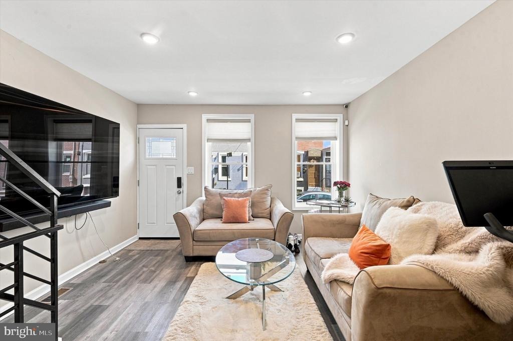 Wilder St, Philadelphia, PA 19146 #1