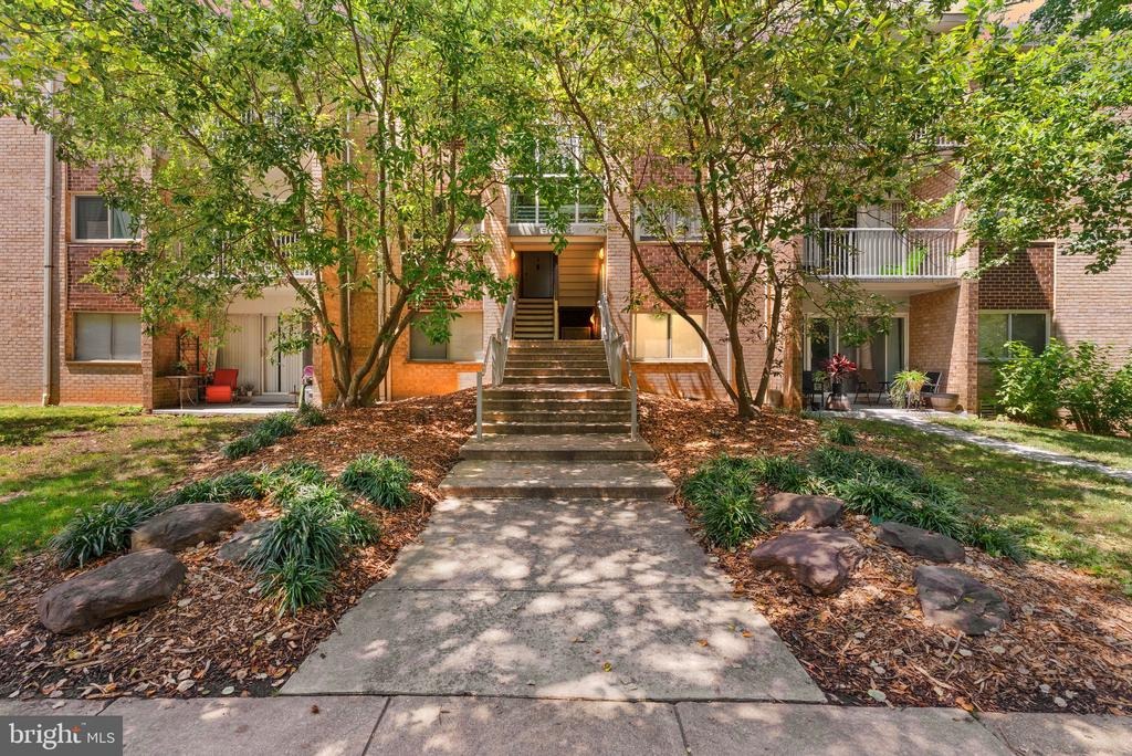 Chanute Pl, Falls Church, VA 22042 #1