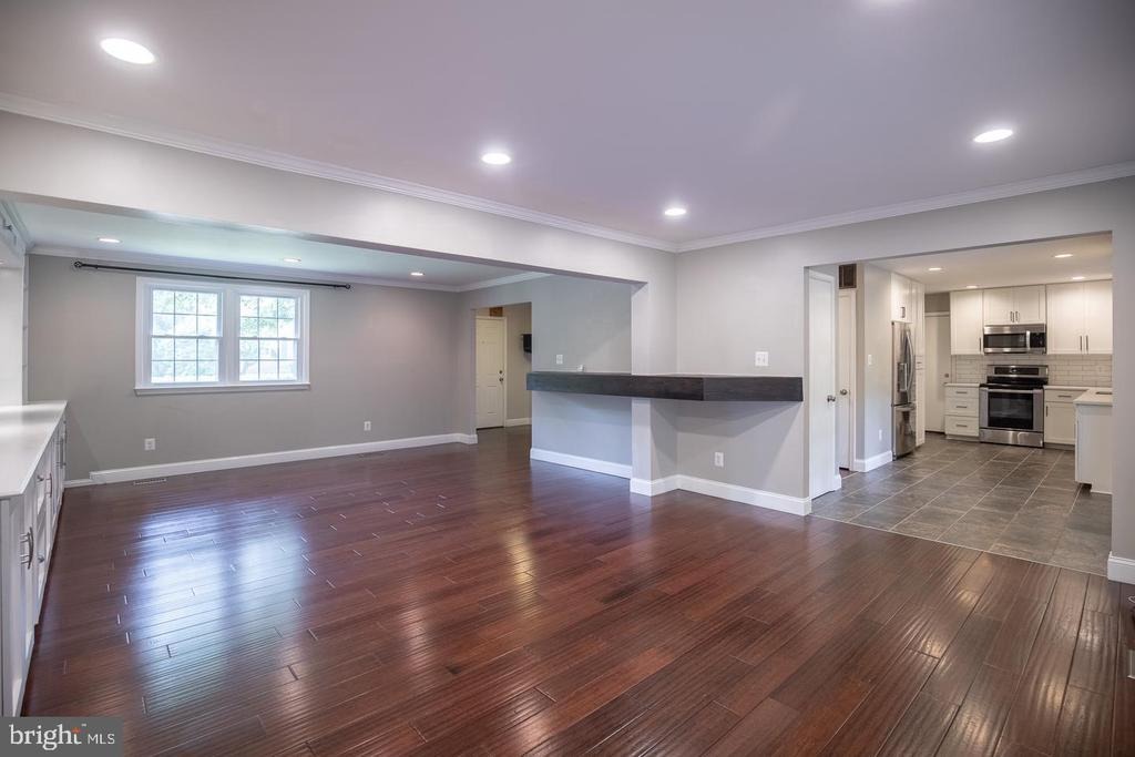 Gainsborough Dr, Fairfax, VA 22032 #1