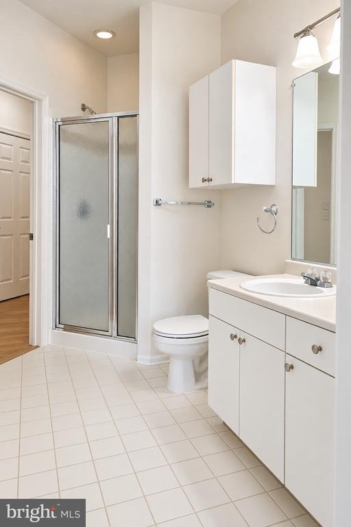 Nicosh Cir, Falls Church, VA 22042 #1