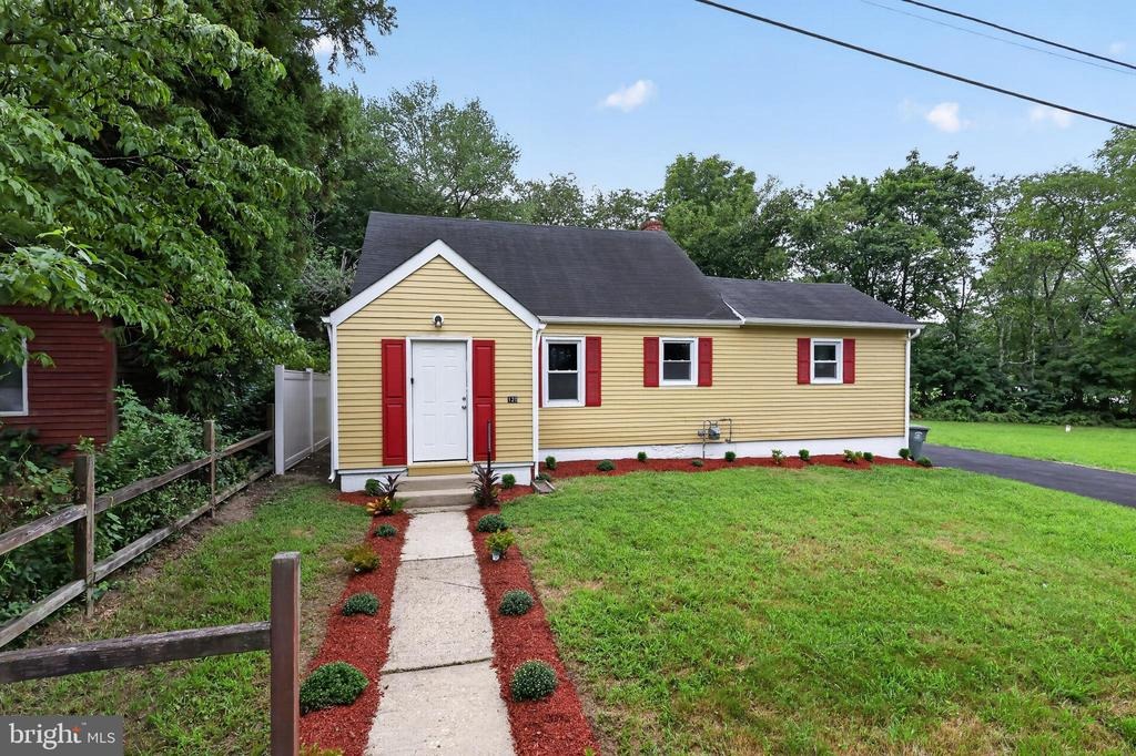 Waddell Ave, Franklinville, NJ 08322