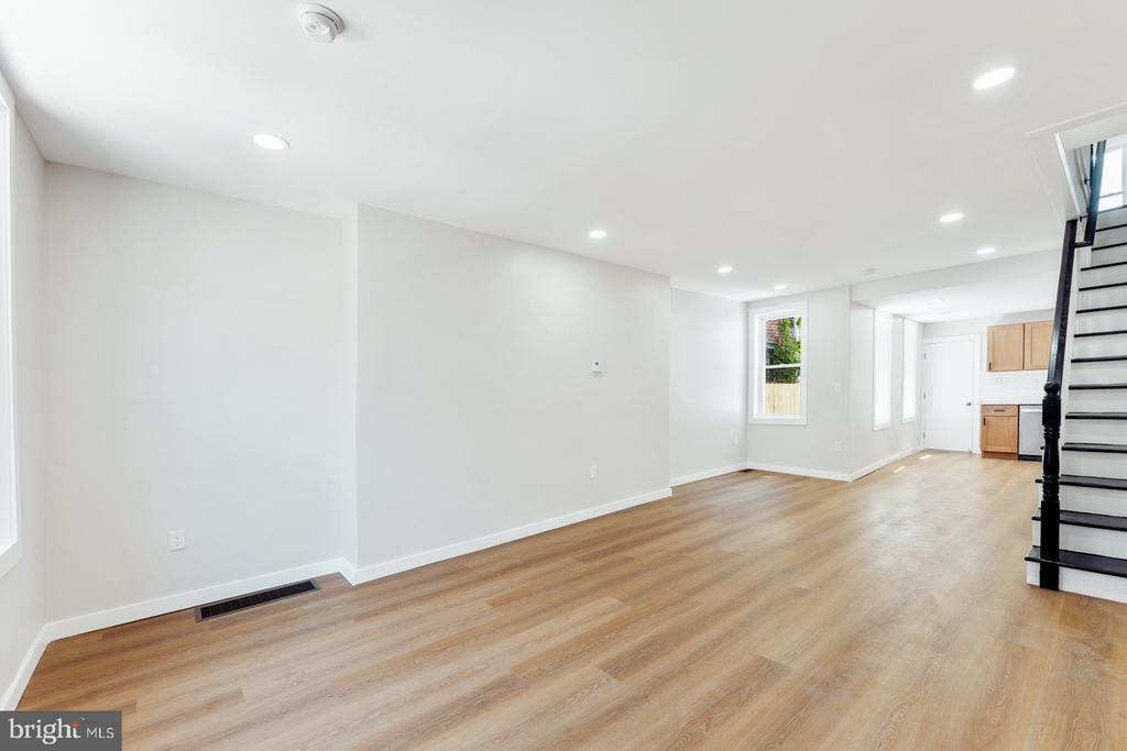 Lecount St, Philadelphia, PA 19121 #1