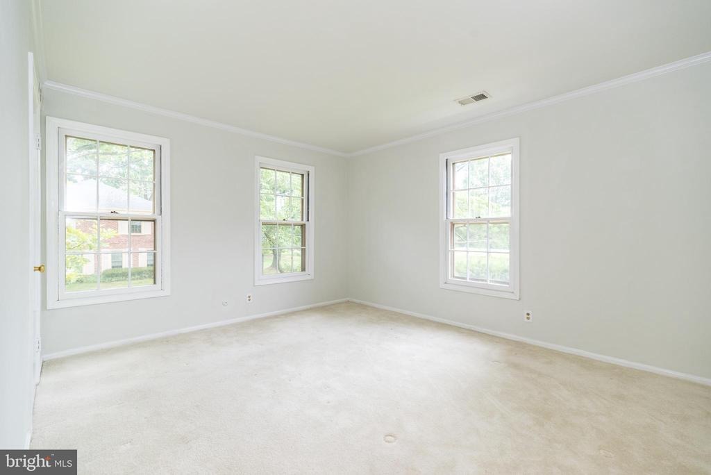 Macklenburg Dr, Penllyn, PA 19422 #1