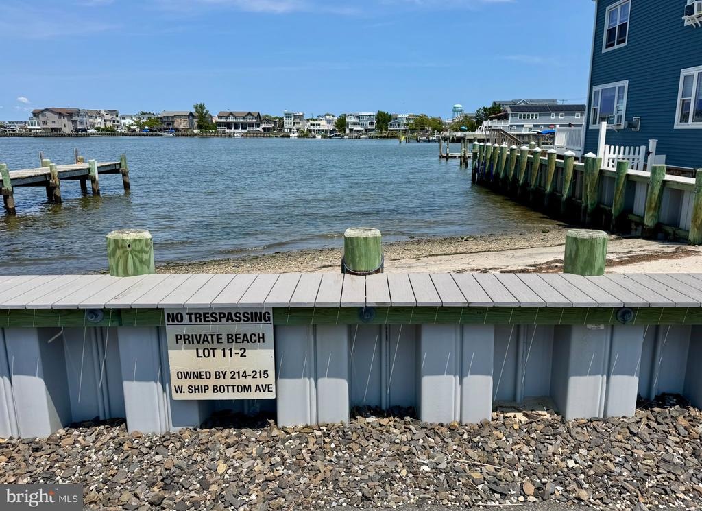 Ship Bottom Ave, Ship Bottom, NJ 08008