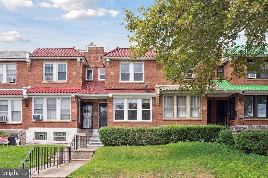 20th St, Philadelphia, PA 19138