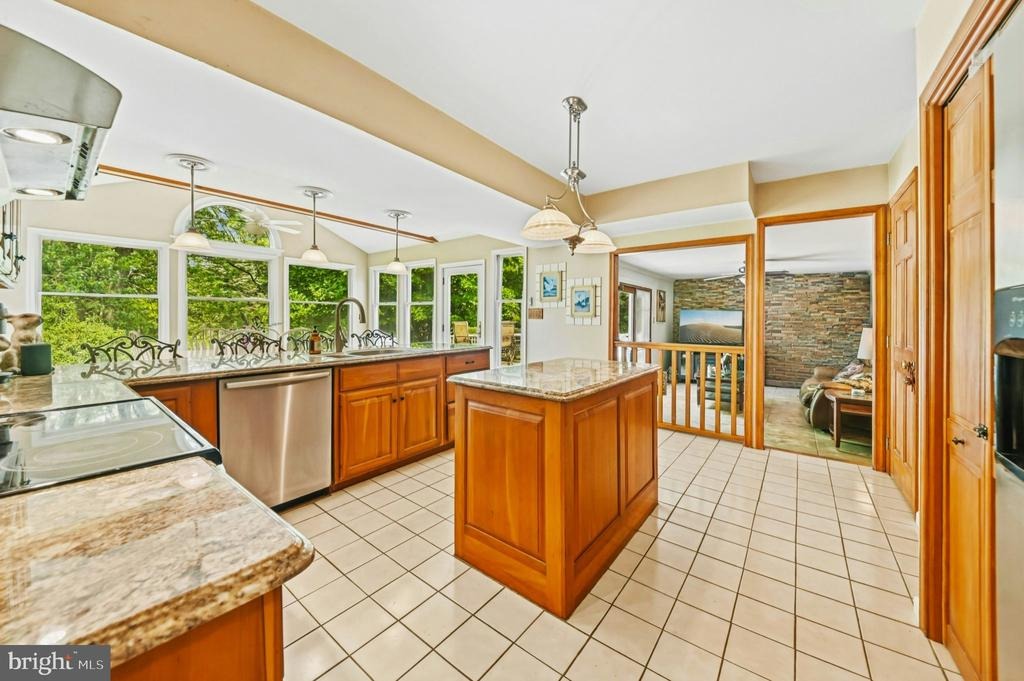 Biddeford Cir, Doylestown, PA 18902