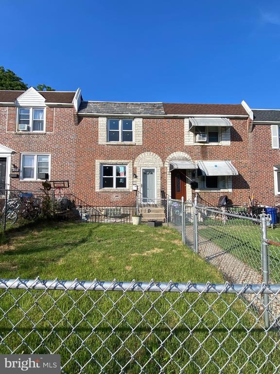 Crestview Rd, Darby, PA 19023