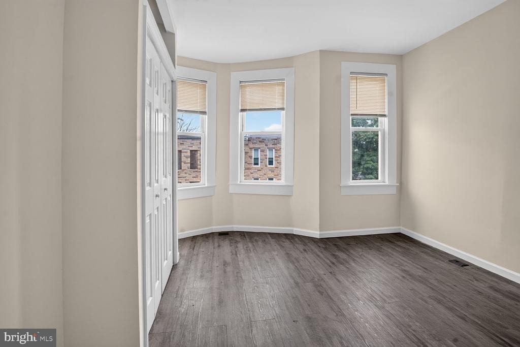 Penrose Ave, Baltimore, MD 21223