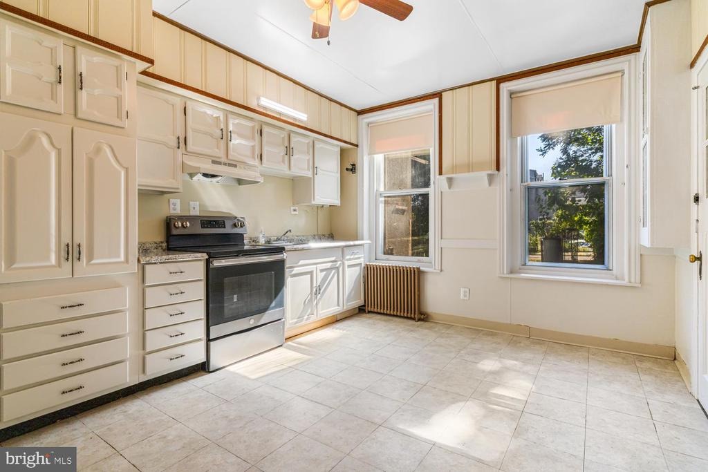 Herman St, Philadelphia, PA 19144 #1