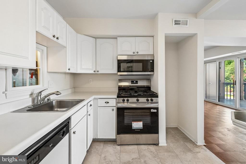 Fairview Ave, Annapolis, MD 21403 #1