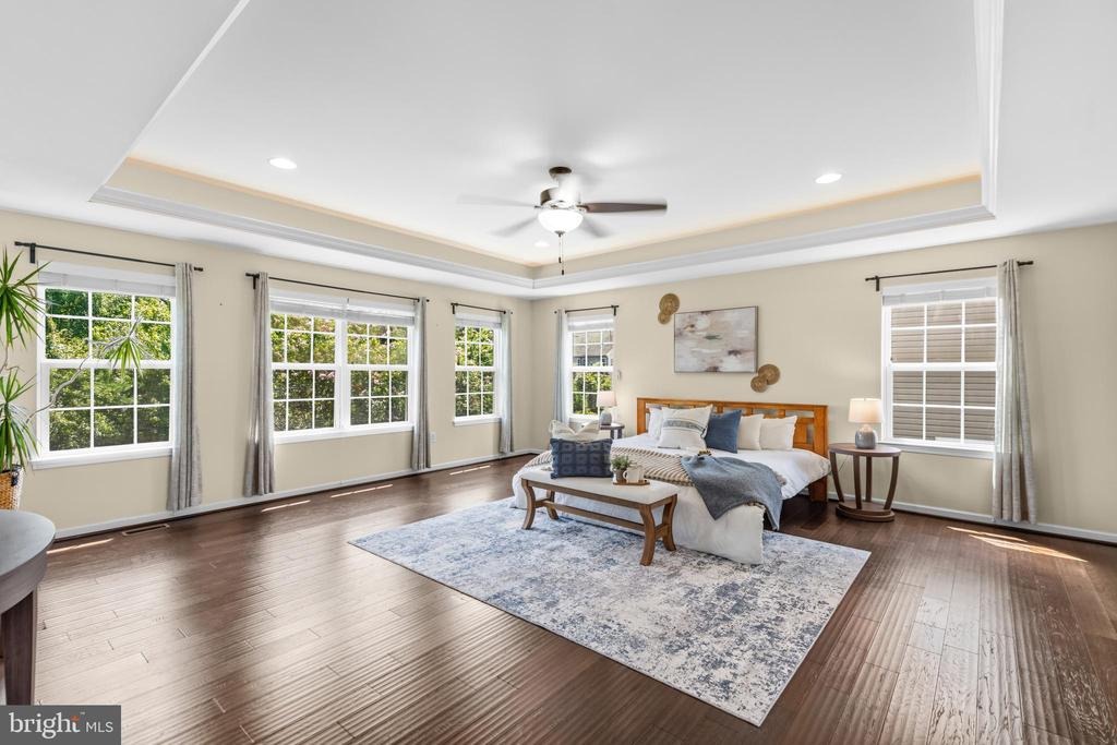 Calderwood Ln, Brambleton, VA 20148