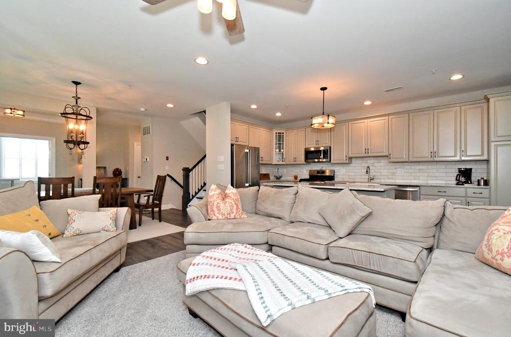 Hillstone Cir, Souderton, PA 18964 #1