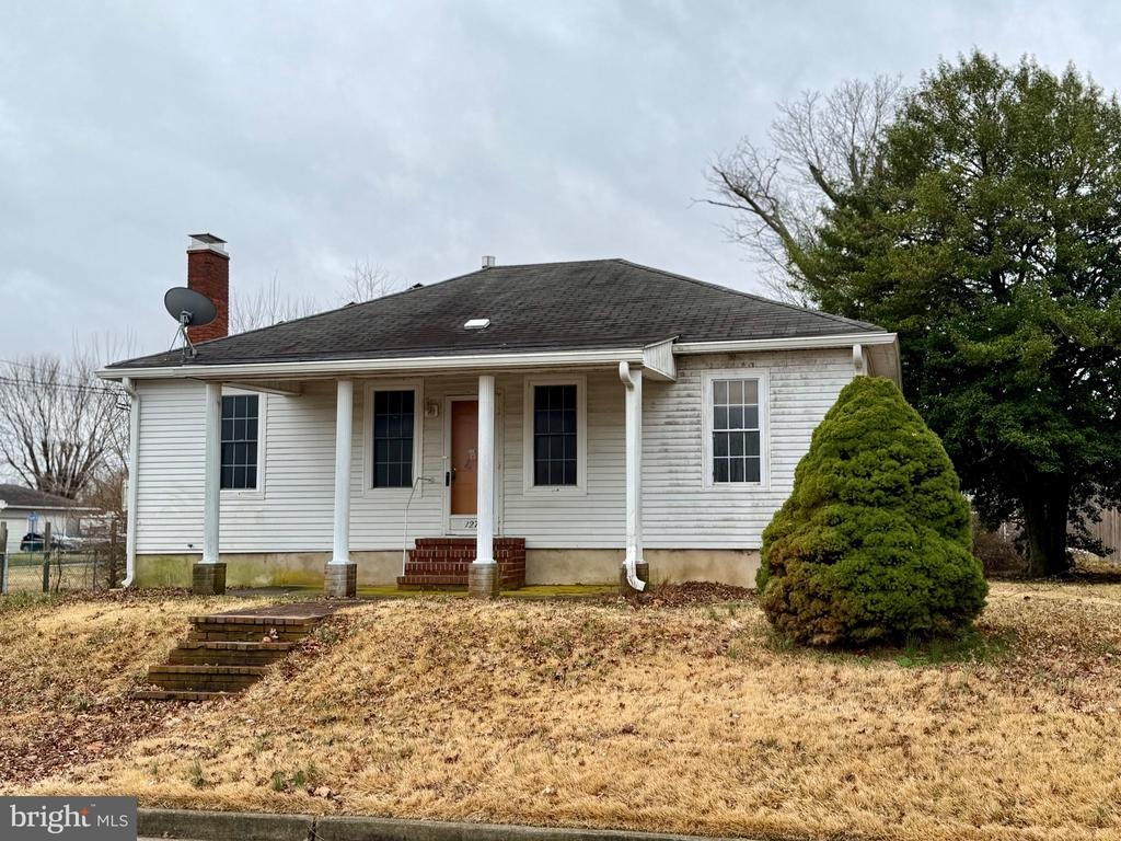 127 HIGHLAND Ave  