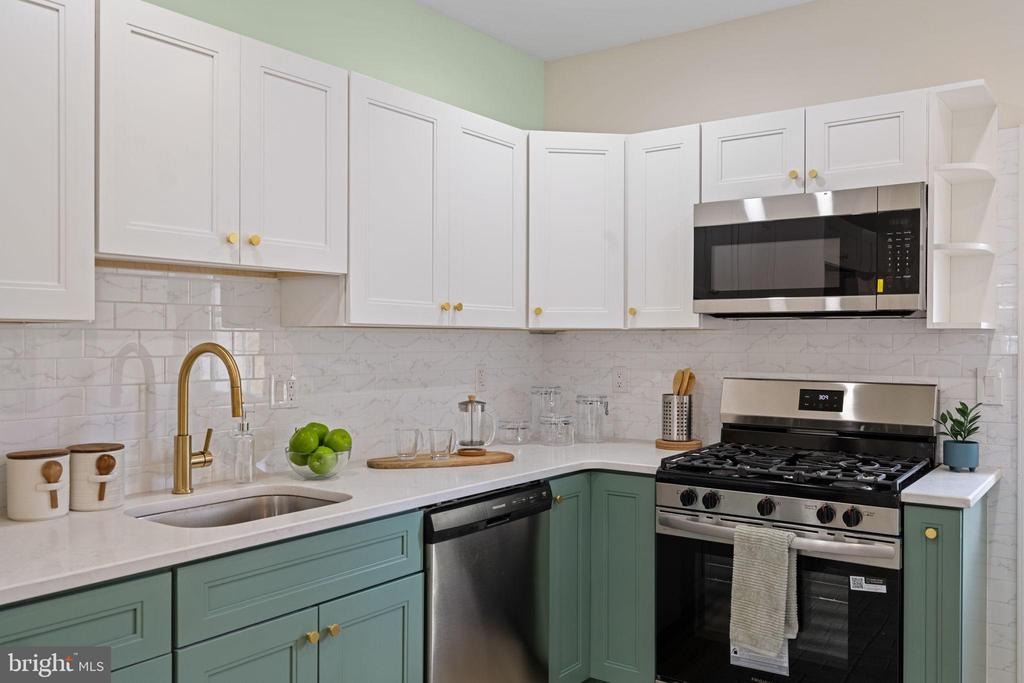 Lambert St, Philadelphia, PA 19145
