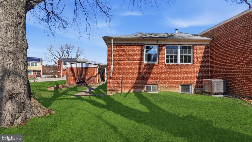 Afton St, Temple Hills, MD 20748