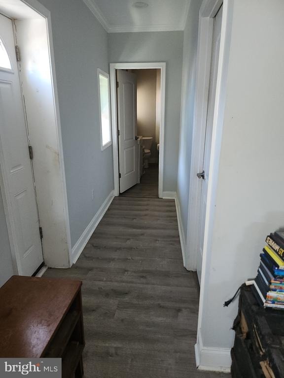 Mace Ave, Essex, MD 21221