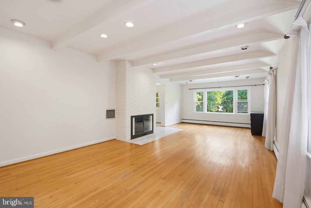 Providence St, Falls Church, VA 22043 #1