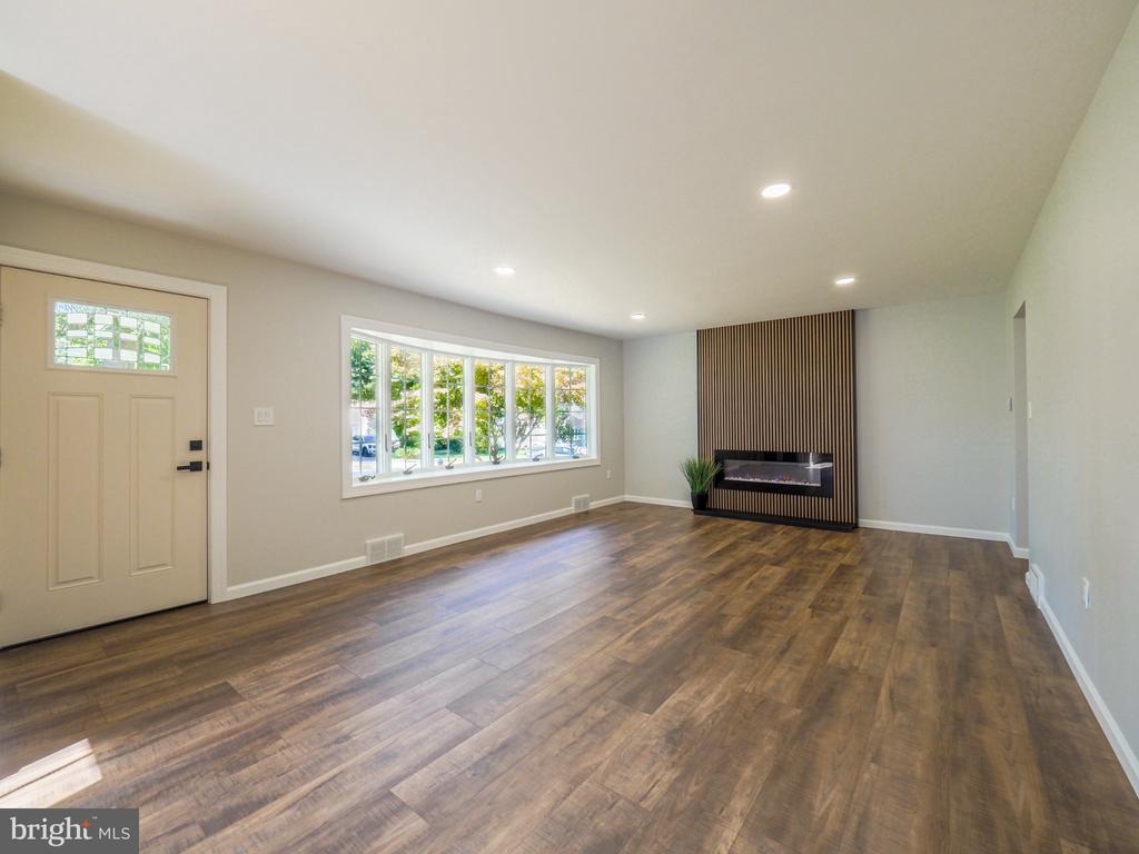 Villanova Dr, Lawrence Township, NJ 08648 #1