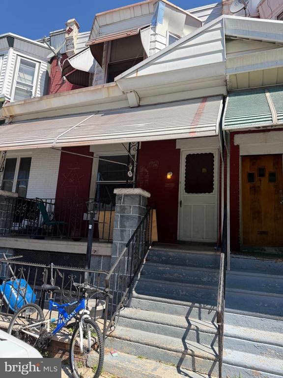 Delancey St, Philadelphia, PA 19143