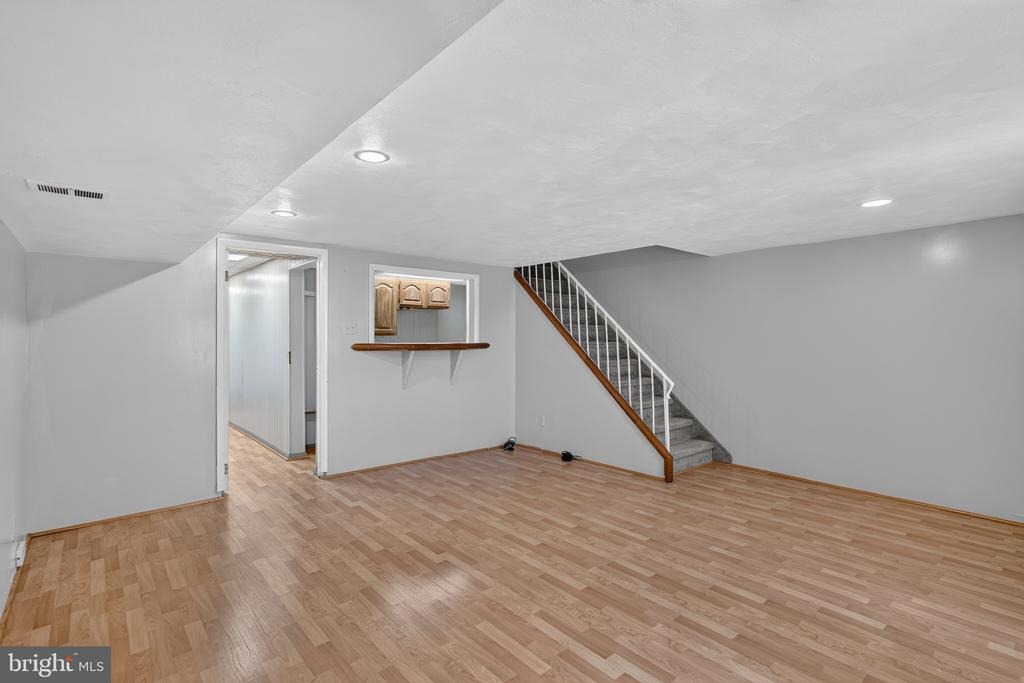 Surrey Rd, Philadelphia, PA 19115 #1