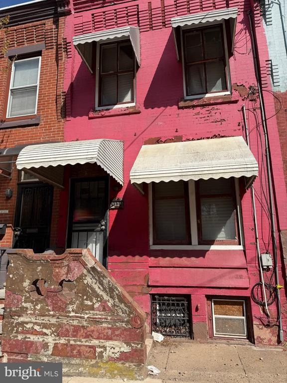 28th St, Philadelphia, PA 19121